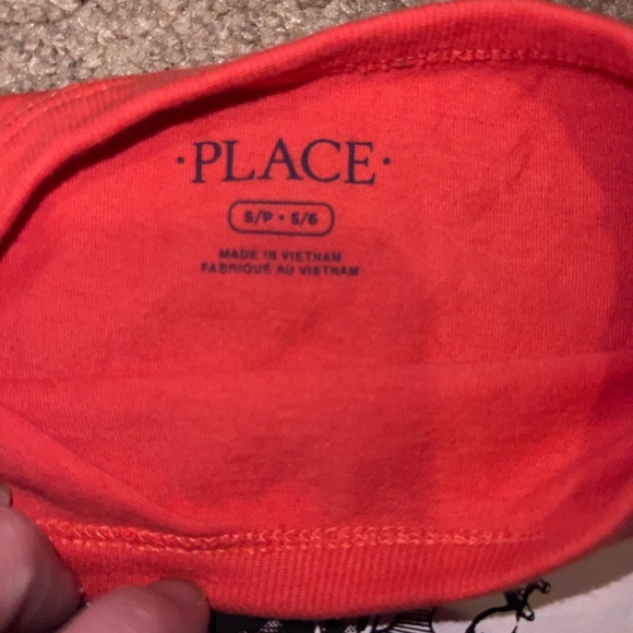 (2) Childrens Place Tshirts 5/6 - Picture 5 of 5